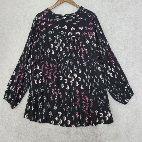 Lane Bryant Womens Floral Black Blouse 14/16 Rayon Long Sleeve JCT - Picture 2 of 9